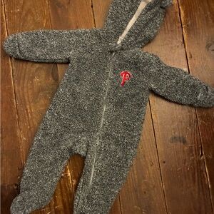 Genuine Merchandise Gray Kids Footie